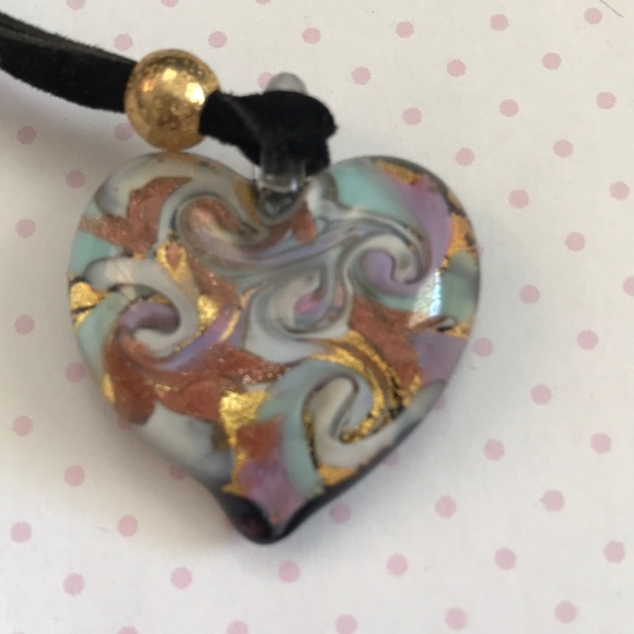 Vintage necklace.  Glass heart on velvet ribbon.  Renaissance or Romantic look. - Picture 2 of 4